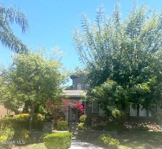 546 Rustic Hills Dr