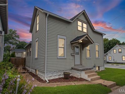 329 Houston St