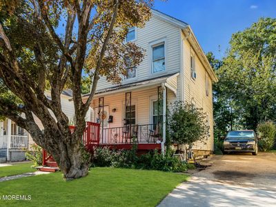 19 Bowne Avenue