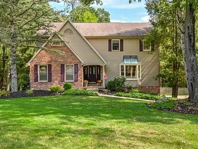 2551 Longmount Dr