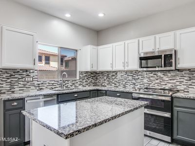 432 W Calle Sombra Linda