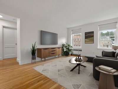 23 Englewood Ave APT 4