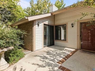 1324 Julia St NW