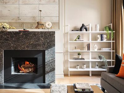 426 W 23rd St APT 4F