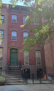 308 Pleasant Ave