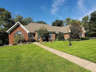 23 Roosevelt Dr