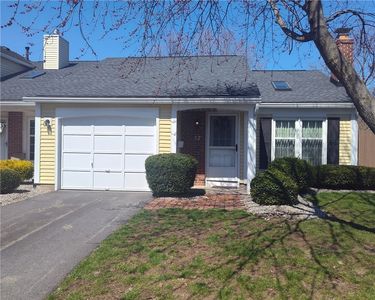 57 Old Stone Ln