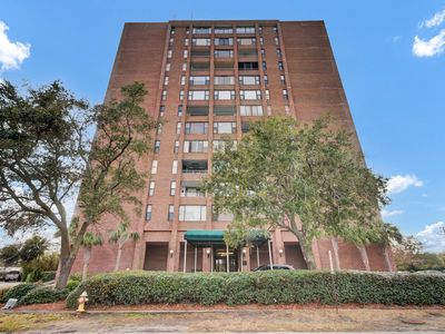 14 Lockwood Dr APT 6H
