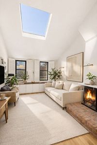 425 E 78th St APT 6F