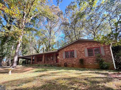 3841 Chattahoochee Dr