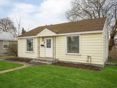 2307 W Rowan Ave