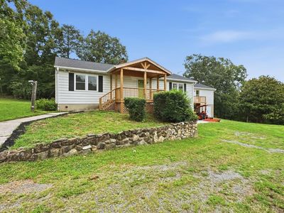 210 Williamstown Rd
