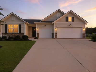 107 Hartwell Rd
