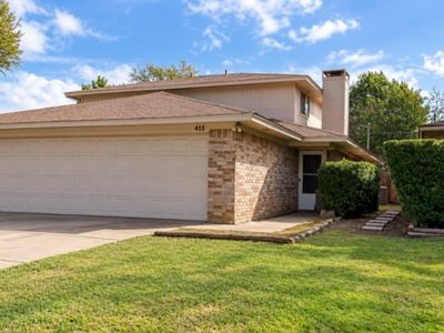 Property at 415 S Las Vegas Trl, White Settlement, TX