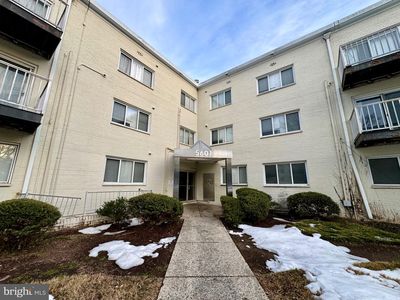 5601 Parker House Ter APT 211