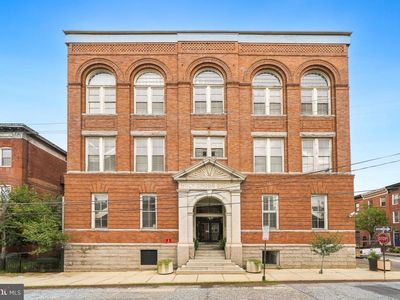 112 E West St Unit 202