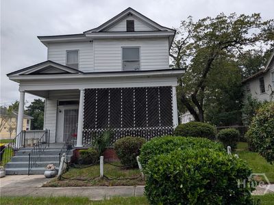 1104 E 32nd Street