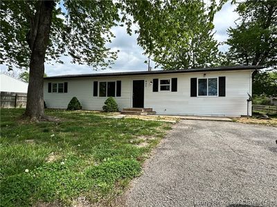 435 South Spicer Dr
