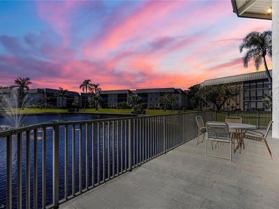 788 Park Shore Dr #17