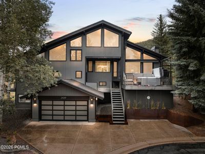2439 Nanson Ct