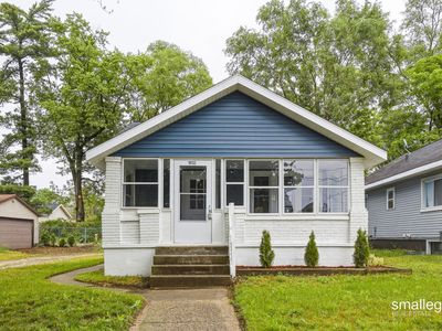 1832 Ralph Ave SE