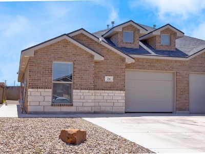 24 Deadwood Dr