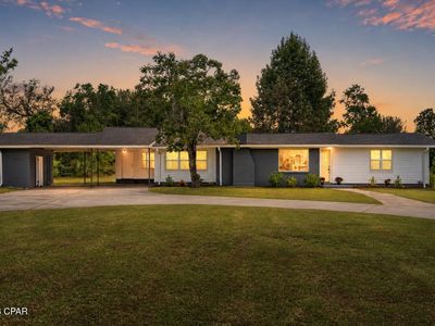 5136 Lake Dr