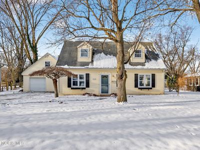 Property at 1010 Walnut St, Perrysburg, OH