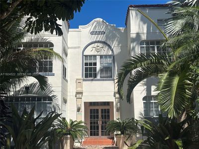 1127 Euclid Ave APT 203