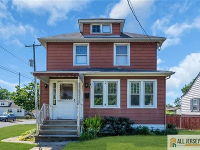 483 Jaques Ave