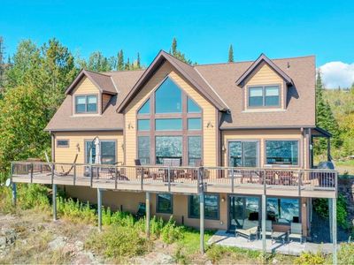 41 W Rosebush Ln