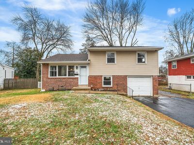 Property at 1108 Providence Rd, Secane, PA