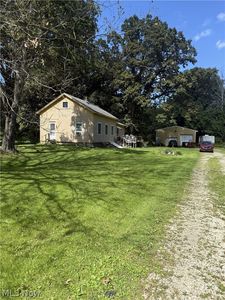 6887 Tallmadge Rd