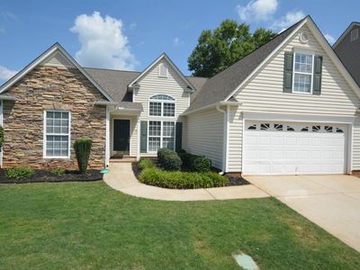 207 Grimes Dr