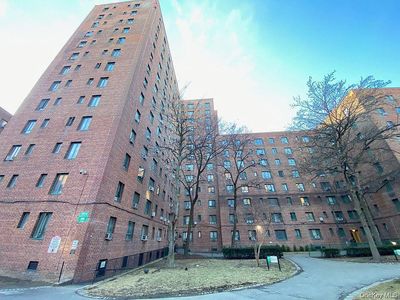 1604 Metropolitan Avenue #3F