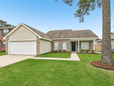 2140 Wellington Ln