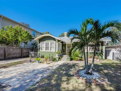3411 W Bay Ave