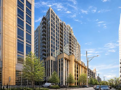720 N Larrabee St APT 1711