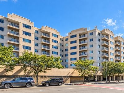 30 Chelsea St APT 305