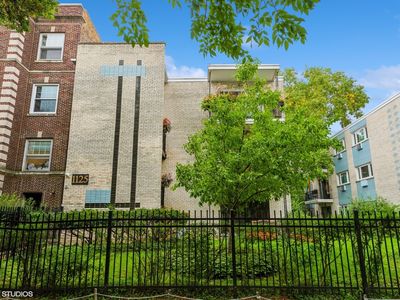 1125 W Lunt Ave APT 303