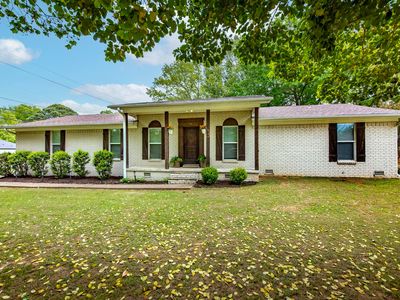 10 Pinewood St