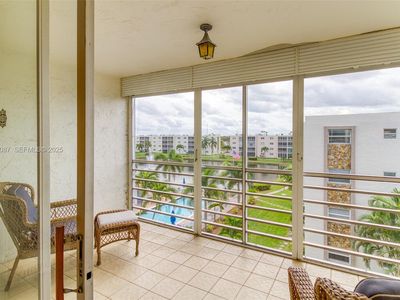 314 SE 10th St APT 406