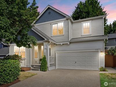 2127 Kennewick Place NE