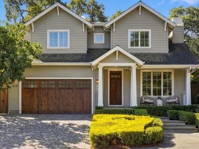 2209 Carmelita Dr