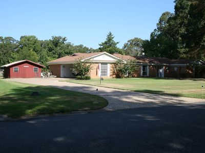 1402 Cedar St