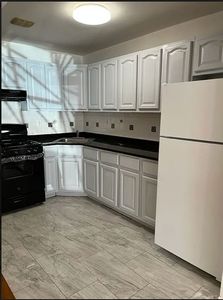 14 E 29th St #1
