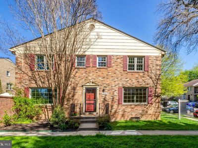 Property at 3032 Seven Oaks Pl, Falls Church, VA