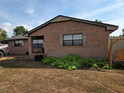 Property at 124 E Gardner St, Pauls Valley, OK