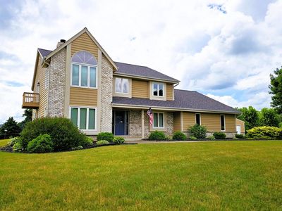 W291S6773 East Woods COURT