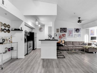 2457 Centergate Dr APT 306